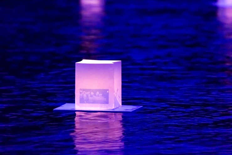 お盆に灯篭流しをする理由は？精霊流しとはどんな違いがあるの