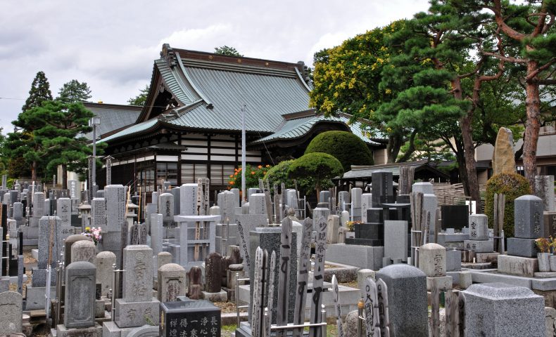 そもそも檀家とは お寺との付き合い方はどうすれば良い 佐藤石材工業ブログ